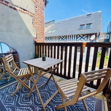 Studio Avec Terrasse A 多维尔 外观 照片